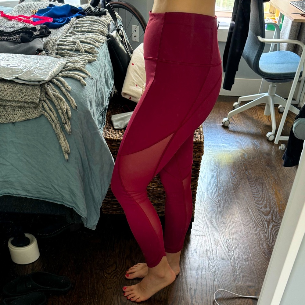Lululemon 7/8 Mesh Tight